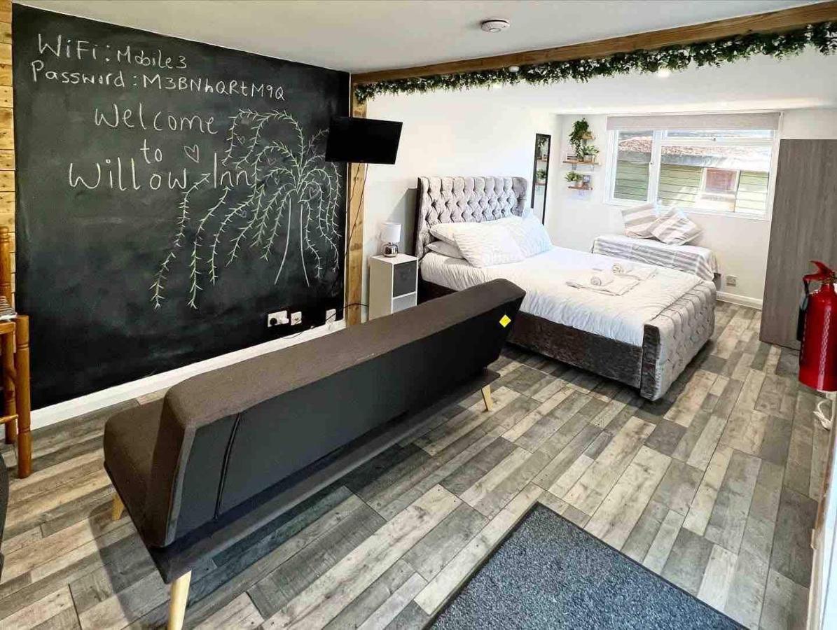 Willow Inn Бродстеърс Екстериор снимка