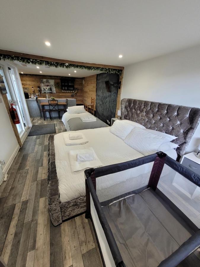 Willow Inn Бродстеърс Екстериор снимка