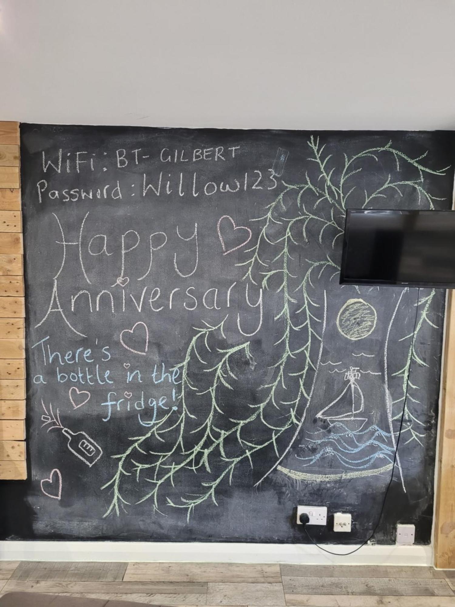 Willow Inn Бродстеърс Екстериор снимка